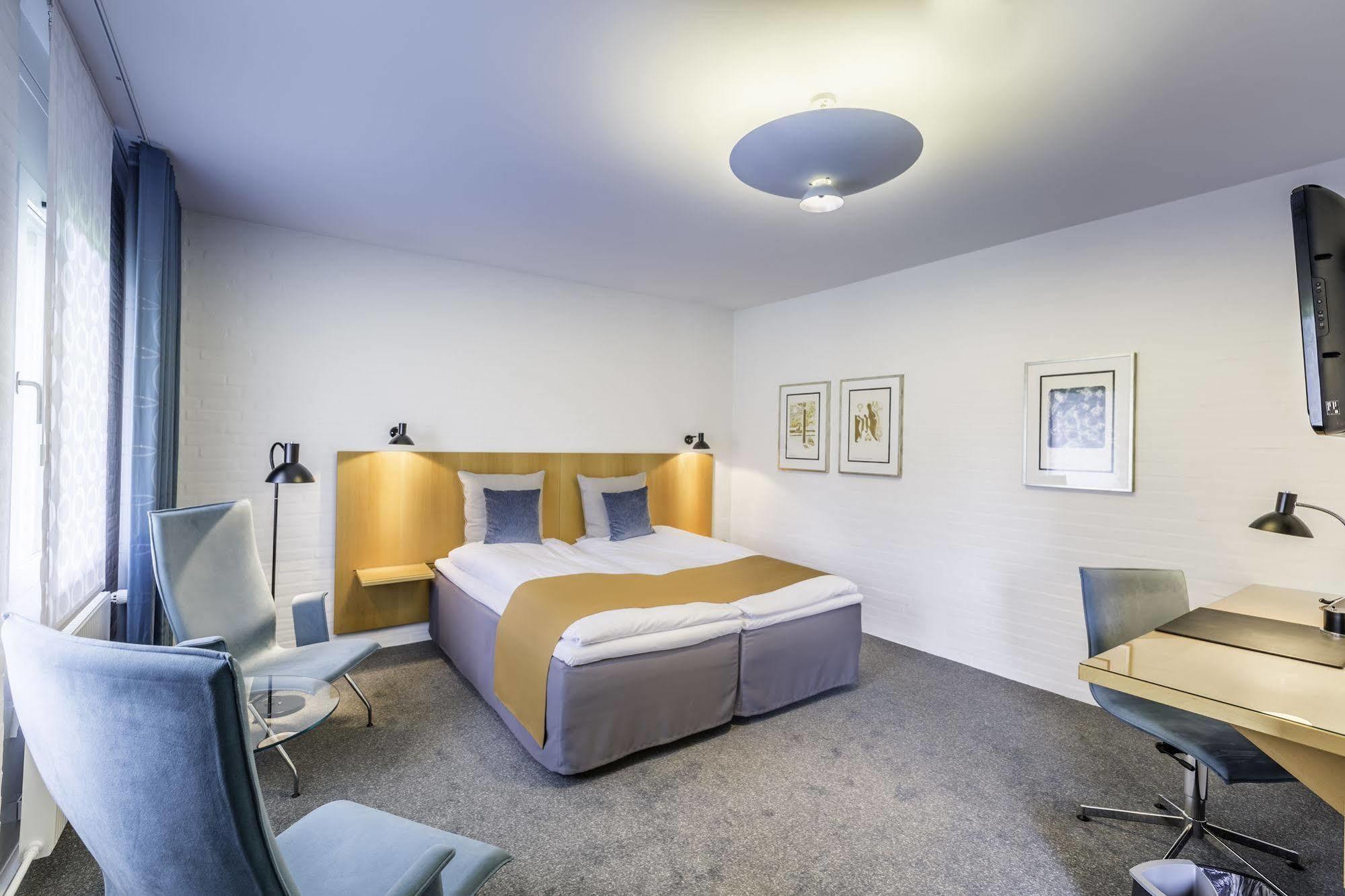Hotel Frederik Vi's 4*